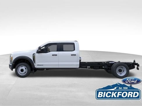New 2025 Ford F550 XL w/ XL Chrome Package image 3