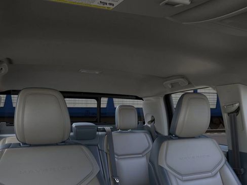 New 2026 Ford Maverick Lariat image 12