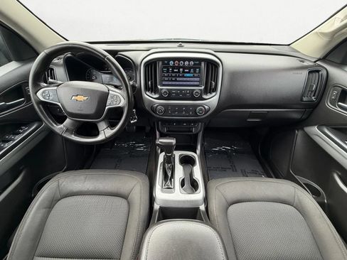 Used 2018 Chevrolet Colorado LT w/ LT Convenience Package RWD image 12