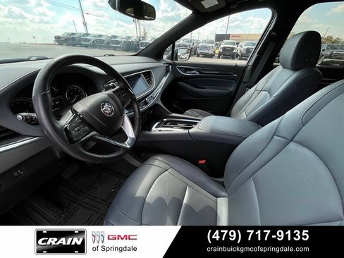 Used 2024 Buick Enclave Essence FWD image 10