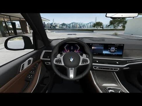 New 2025 BMW X5 xDrive40i w/ M Sport Package image 13