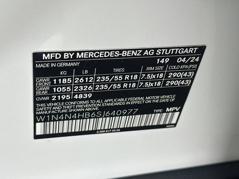 Certified 2025 Mercedes-Benz GLA 250 4MATIC image 30