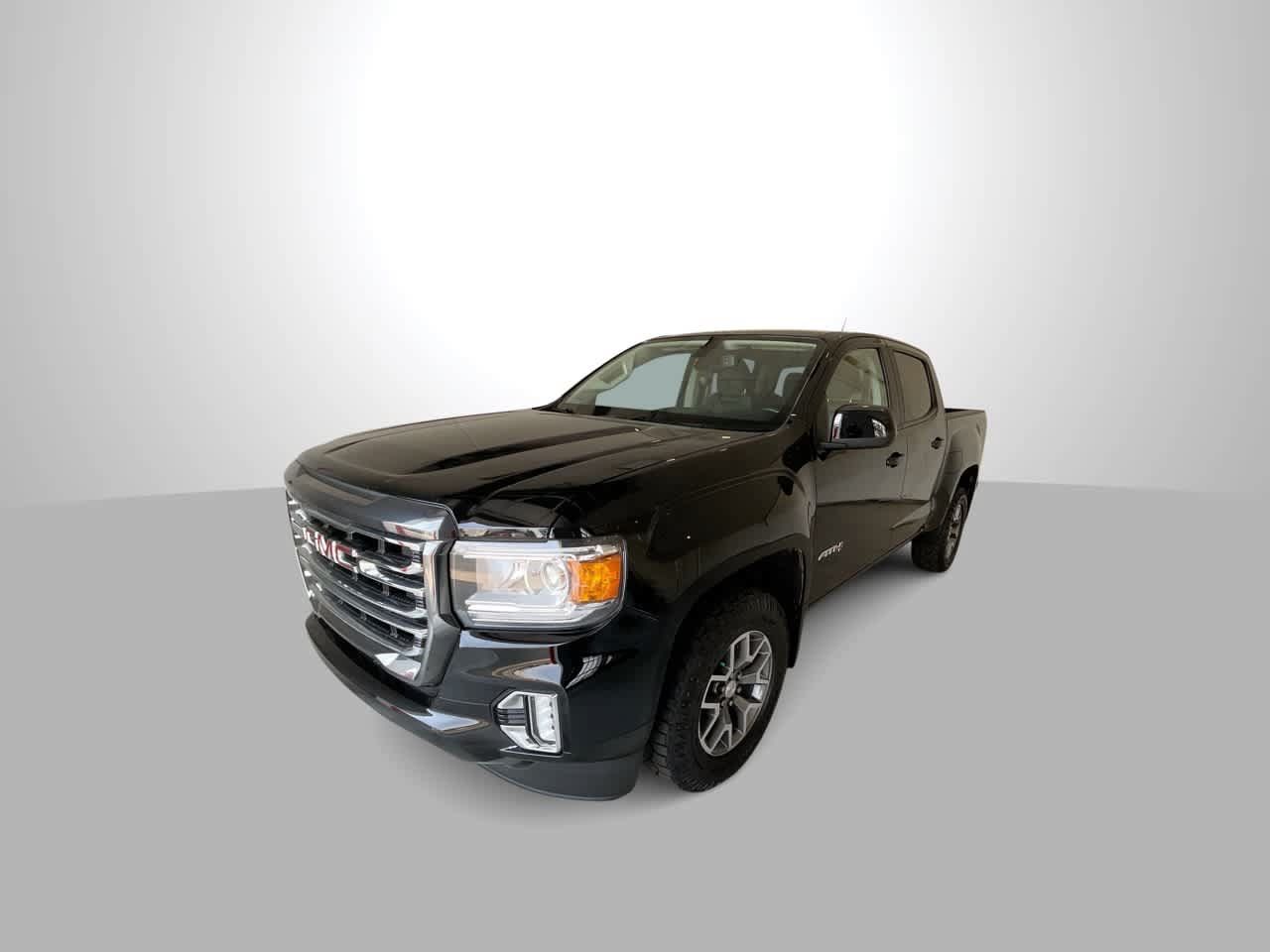 Used 2022 GMC Canyon AT4 w/ Trailering Package AWD/4WD image 4