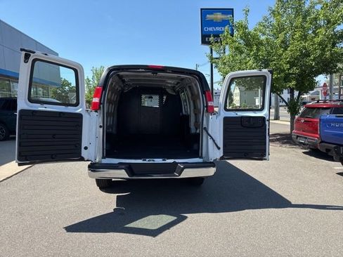 Used 2024 Chevrolet Express 2500 w/ Driver Convenience Package RWD image 17