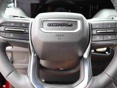 New 2025 GMC Yukon Denali image 22