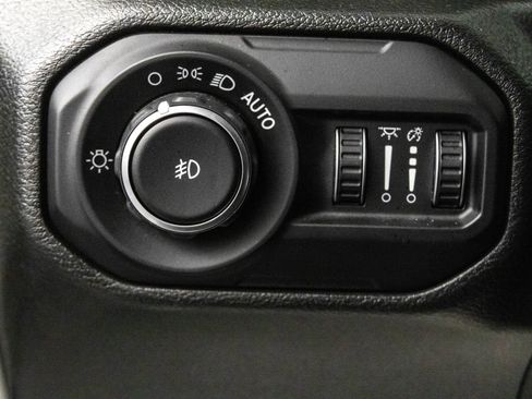 Used 2022 Jeep Wrangler Unlimited Sport image 17