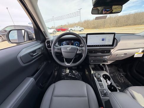 New 2025 Ford Bronco Sport Badlands image 24