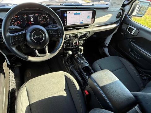 Used 2024 Jeep Wrangler Sport S image 2