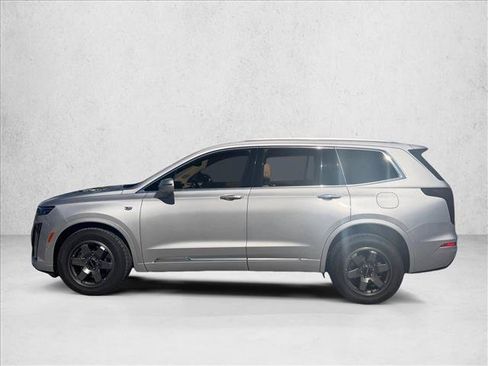 Used 2020 Cadillac XT6 Premium Luxury w/ Platinum Package AWD/4WD image 9