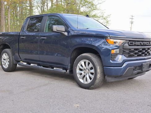 Used 2023 Chevrolet Silverado 1500 Custom AWD/4WD image 6