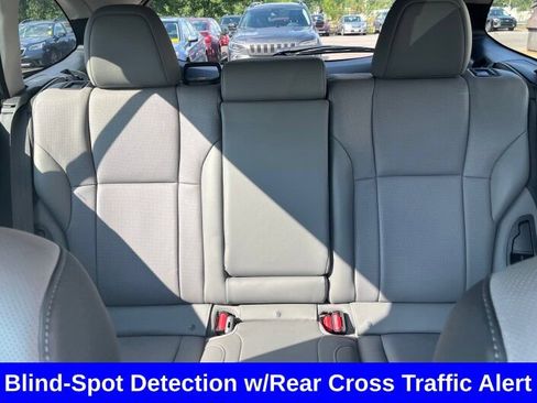 Used 2024 Subaru Outback Limited AWD/4WD image 7