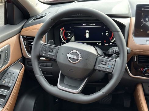 New 2026 Nissan Rogue Platinum image 19