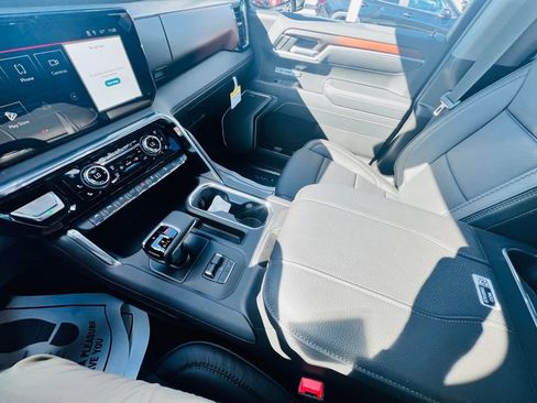 New 2026 GMC Sierra 1500 Denali w/ Denali Reserve Package image 31