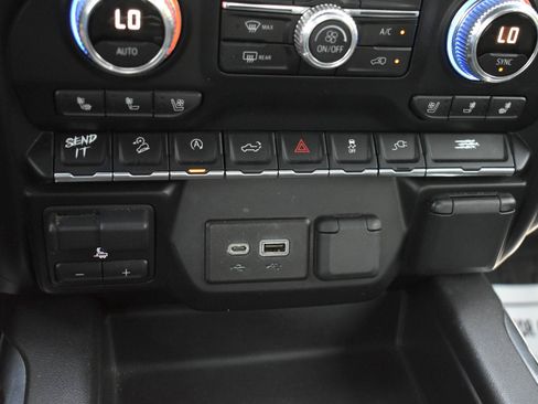 Used 2019 GMC Sierra 1500 AT4 AWD/4WD image 32
