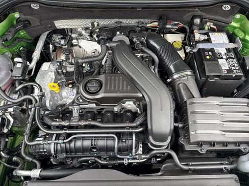 New 2026 Volkswagen Taos SE AWD/4WD image 24