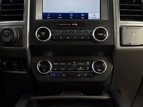 Used 2021 Ford Expedition XLT AWD/4WD image 25