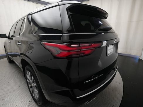 Used 2023 Chevrolet Traverse Premier AWD/4WD image 35