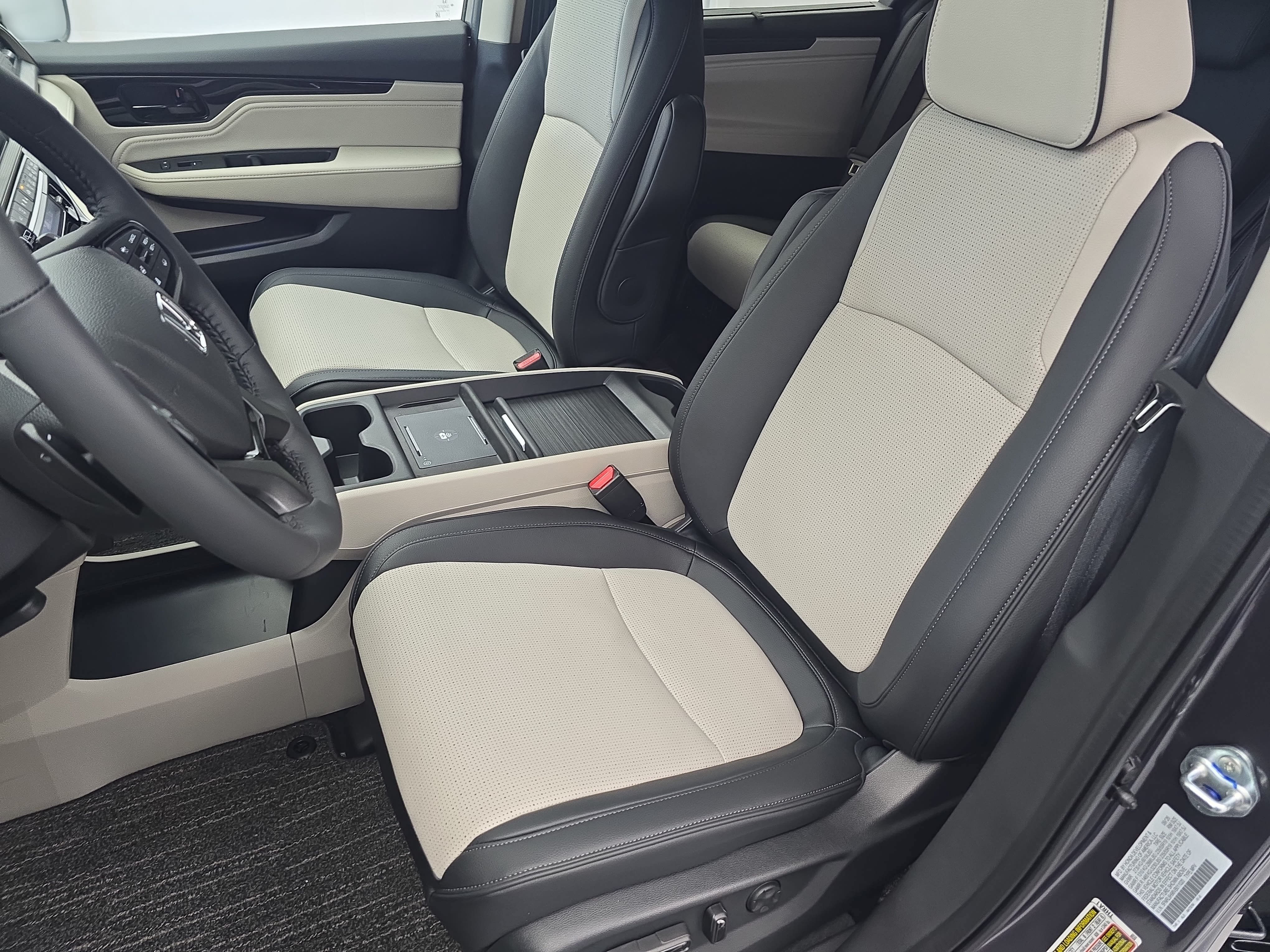New 2027 Honda Odyssey Elite image 16