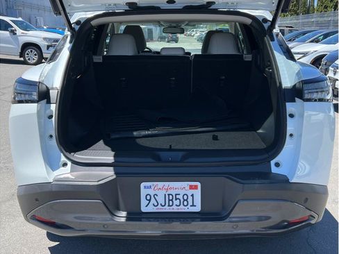 Used 2025 Nissan Murano SL AWD/4WD image 5