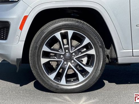 Used 2021 Jeep Grand Cherokee L Overland AWD/4WD image 36