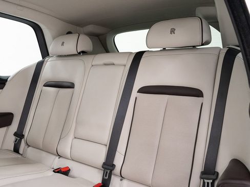 Certified 2019 Rolls-Royce Cullinan AWD/4WD image 25