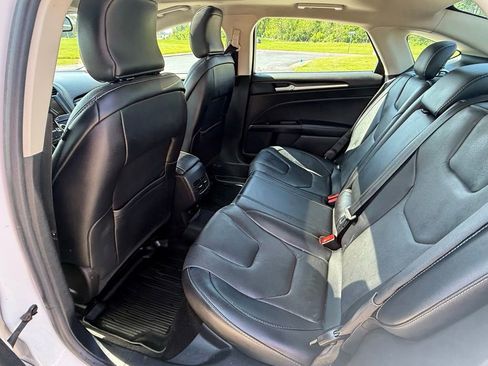 Used 2017 Ford Fusion Titanium FWD image 15