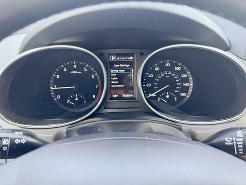Used 2017 Hyundai Santa Fe Sport w/ 2.0T Ultimate Tech Package 05 AWD/4WD image 16