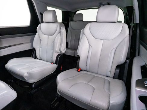 Used 2022 Hyundai Palisade SEL w/ Premium Package image 24