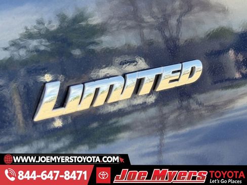 Used 2019 Toyota 4Runner Limited image 11