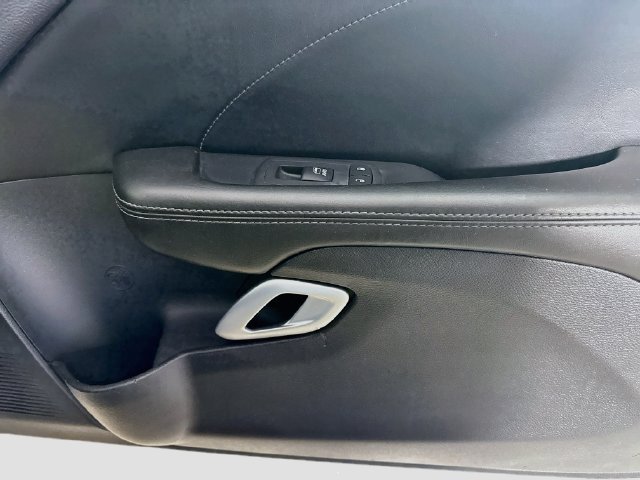 Used 2016 Dodge Challenger R/T Scat Pack w/ Leather Interior Group RWD image 28