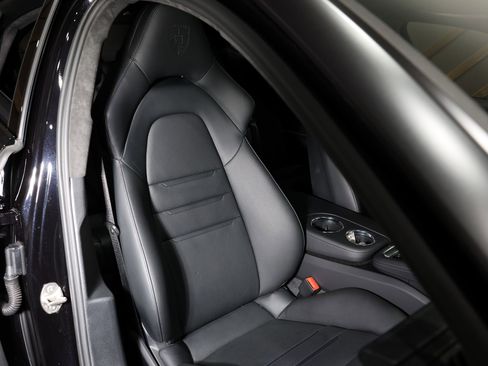 Used 2021 Porsche Panamera Turbo S w/ Assistance Package image 5