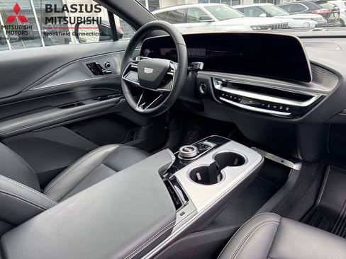 Used 2024 Cadillac Lyriq Tech w/ Driver Assist Package AWD/4WD image 47