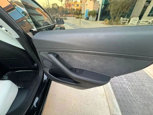 Used 2023 Tesla Model 3 Standard Range RWD image 17