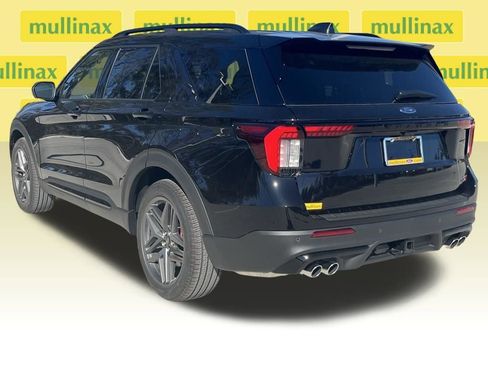 New 2026 Ford Explorer ST image 9