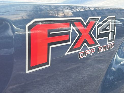 Used 2019 Ford F150 XLT w/ Equipment Group 302A Luxury image 8