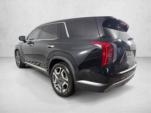 Used 2023 Hyundai Palisade SEL w/ Premium Package FWD image 7
