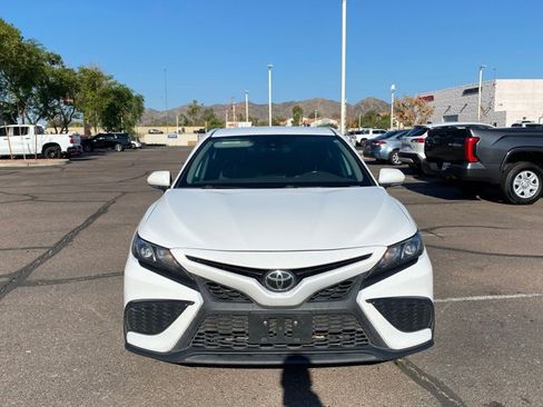 Used 2023 Toyota Camry SE w/ Protection Package (Q2) (TMS) FWD image 3