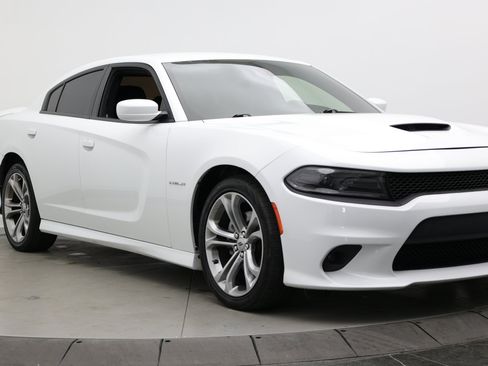 Used 2021 Dodge Charger R/T RWD image 3