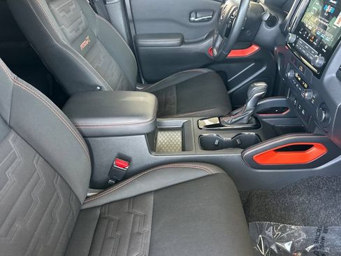 Used 2022 Nissan Frontier Pro-X w/ Technology Package RWD image 16