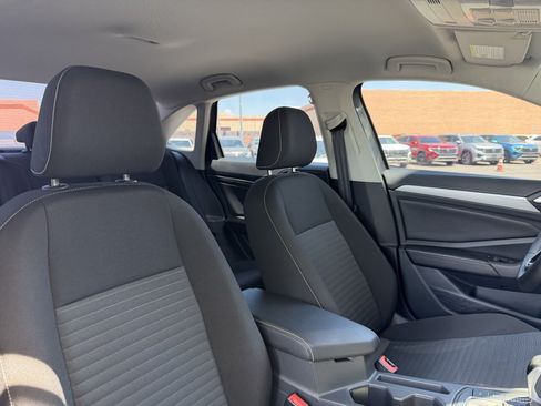 Used 2025 Volkswagen Jetta S FWD image 39