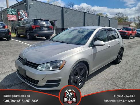 Used 2015 Volkswagen Golf TDI S FWD image 1