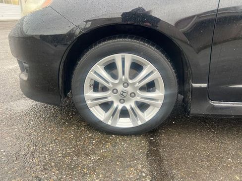 Used 2011 Honda Fit Sport image 28