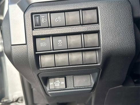 New 2025 Toyota Tacoma SR5 image 31