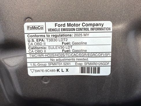 Used 2025 Ford Escape ST-Line AWD/4WD image 33