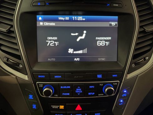 Used 2018 Hyundai Santa Fe Sport w/ 2.4L Tech Package 04 AWD/4WD image 29