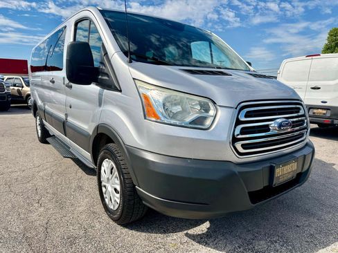 Used 2016 Ford Transit 350 XLT RWD image 7