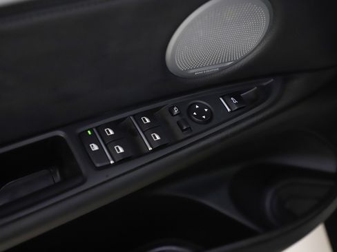 Used 2017 BMW X5 xDrive50i image 22