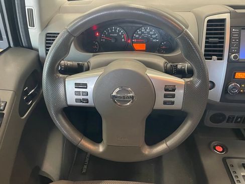 Used 2021 Nissan Frontier SV RWD image 13