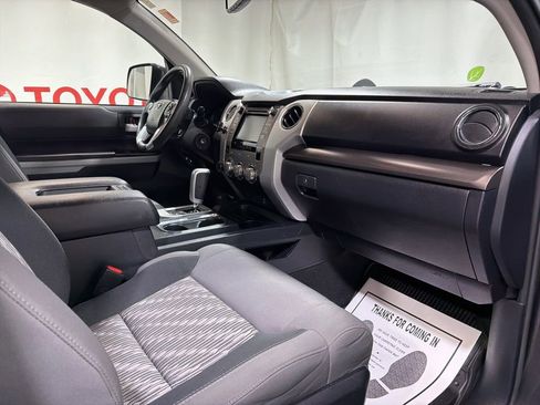 Used 2019 Toyota Tundra SR5 w/ SR5 Upgrade Package image 11