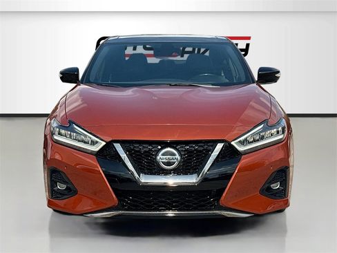 Used 2022 Nissan Maxima SR w/ Sport Mat Group image 2